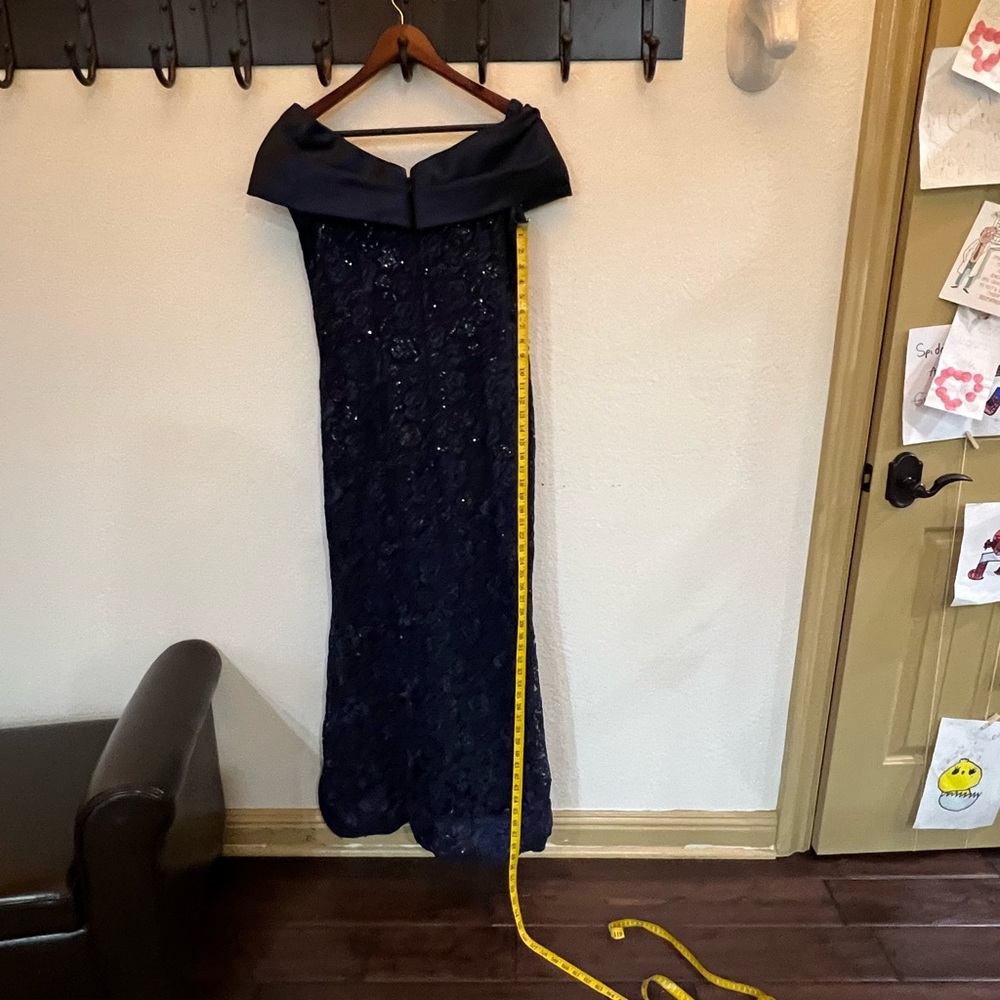 Teri Jon Rickie freeman Beautiful dress navy with the bow and lace - Picture 8 of 10